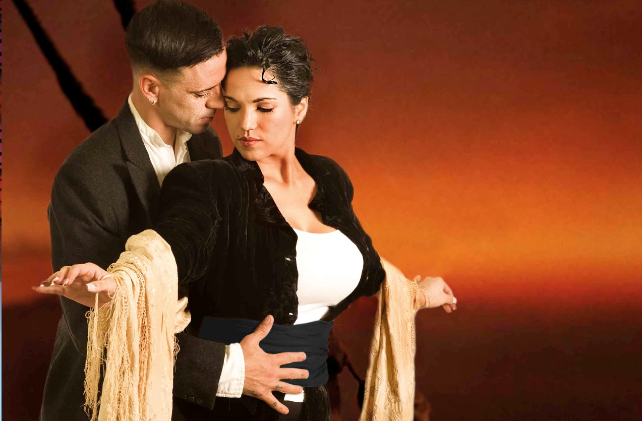 Majo y Lolo en la piel de Rose y Jack, de Titanic. Foto: Leo Mainé