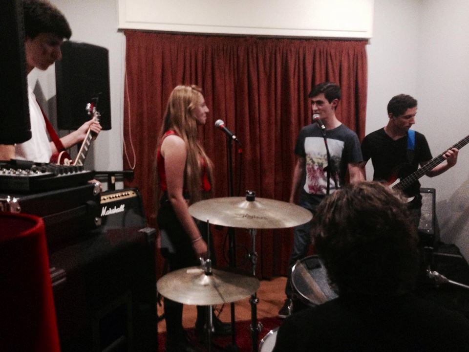 La foto con la que se presentaron los nuevos integrantes de Ohana.