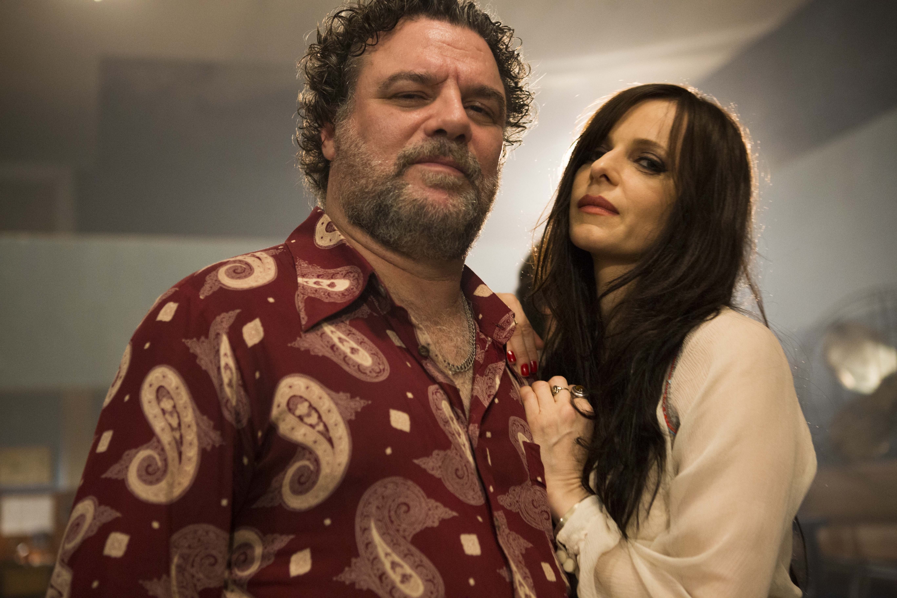 El eterno femenino de una imaginativa pintora