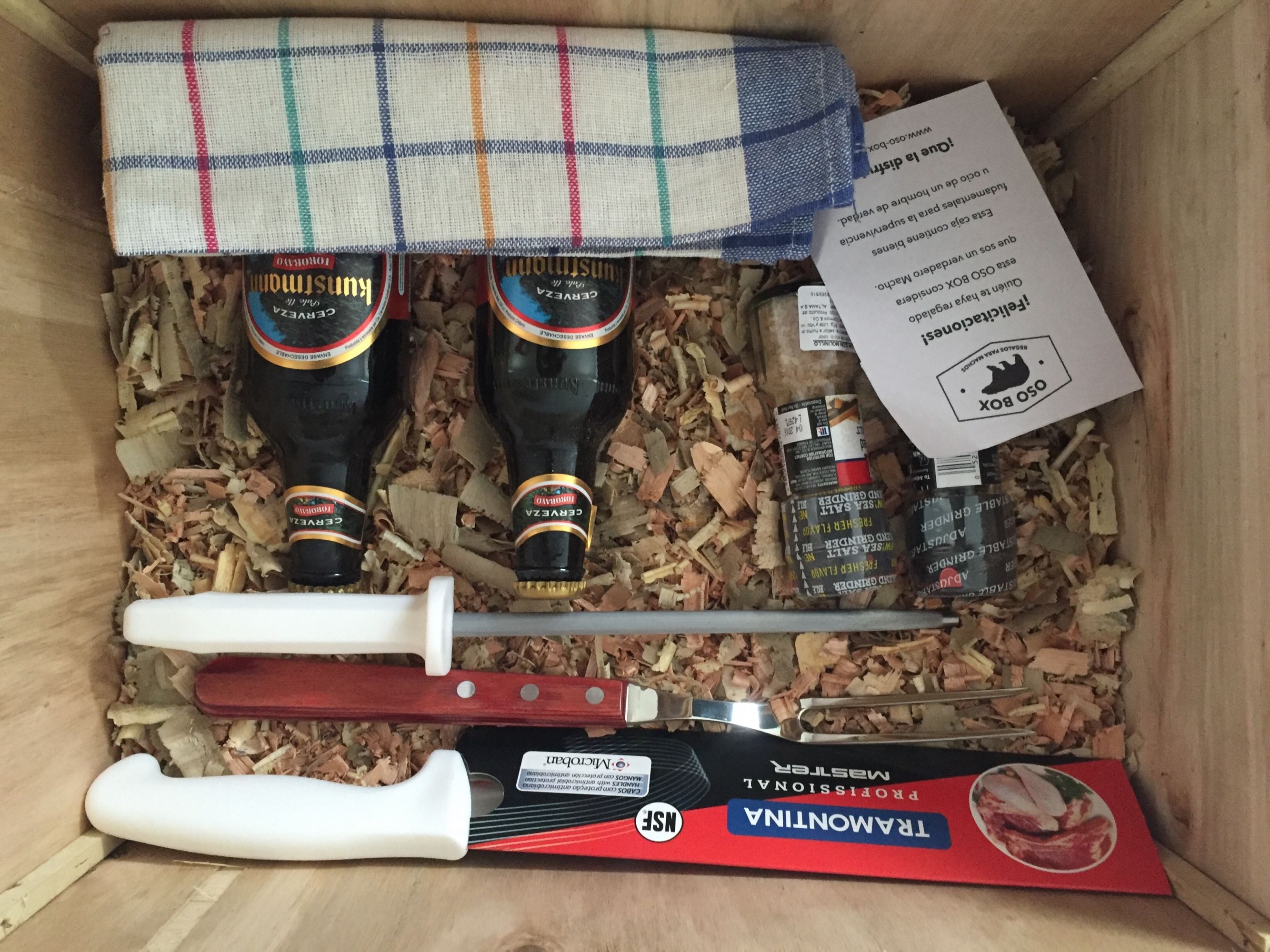 El eterno femenino de una imaginativa pintora