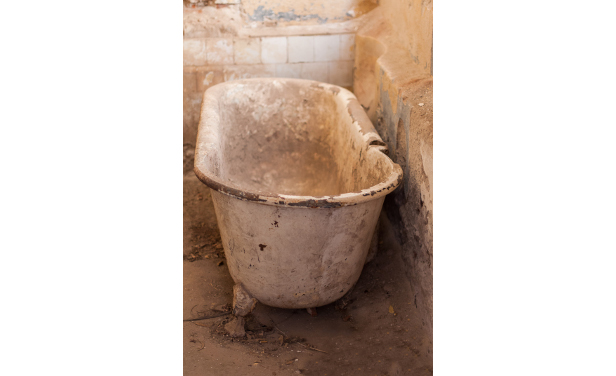 El eterno femenino de una imaginativa pintora