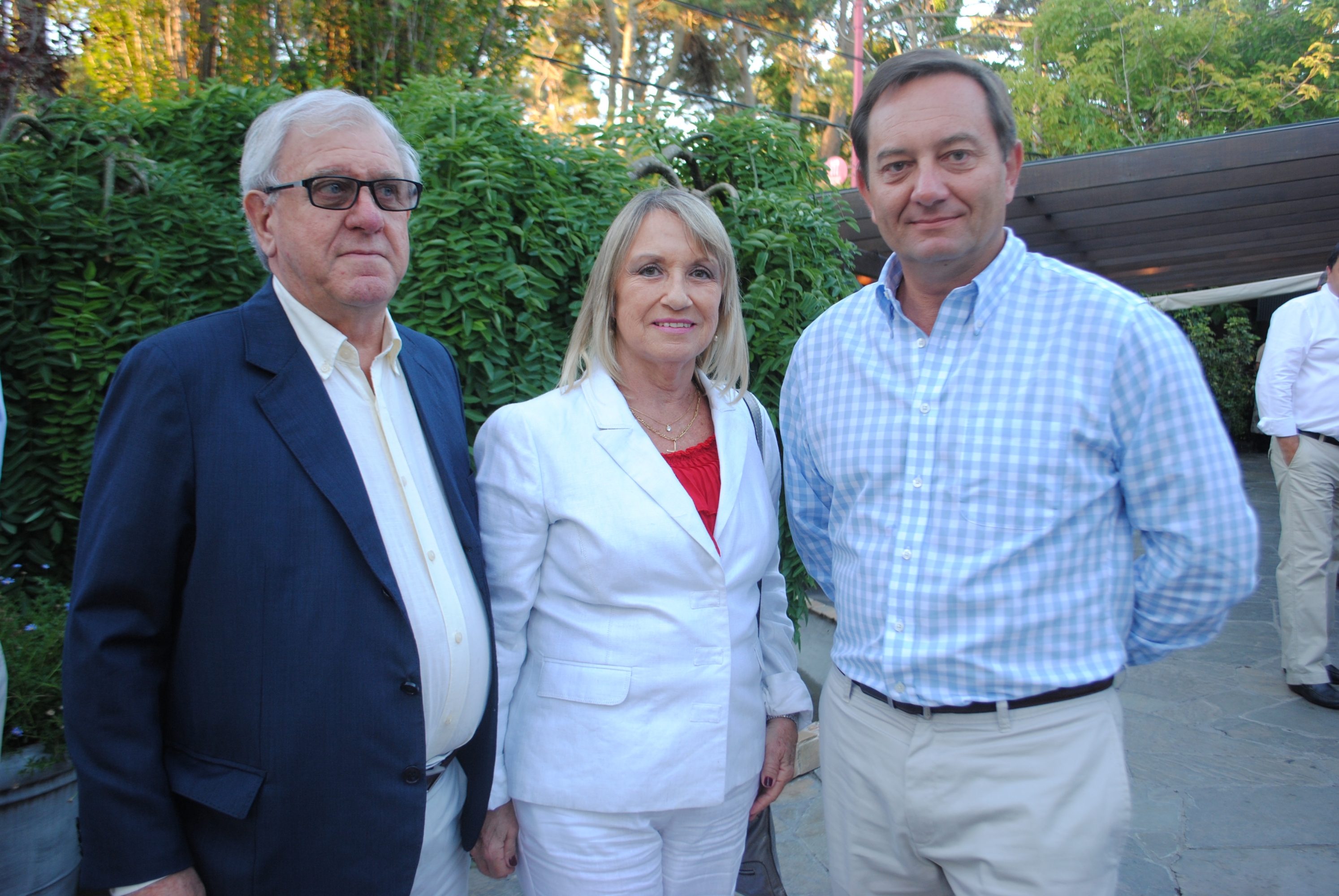 Ricardo y Helena Arraga, Gustavo Coll.