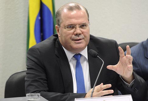 El eterno femenino de una imaginativa pintora