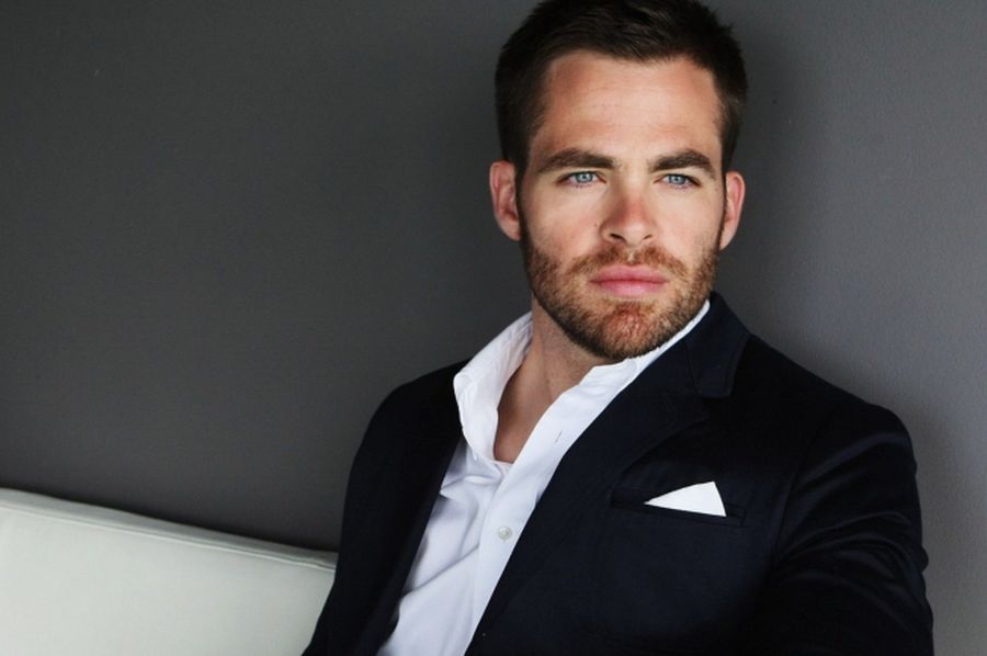 El eterno femenino de una imaginativa pintora