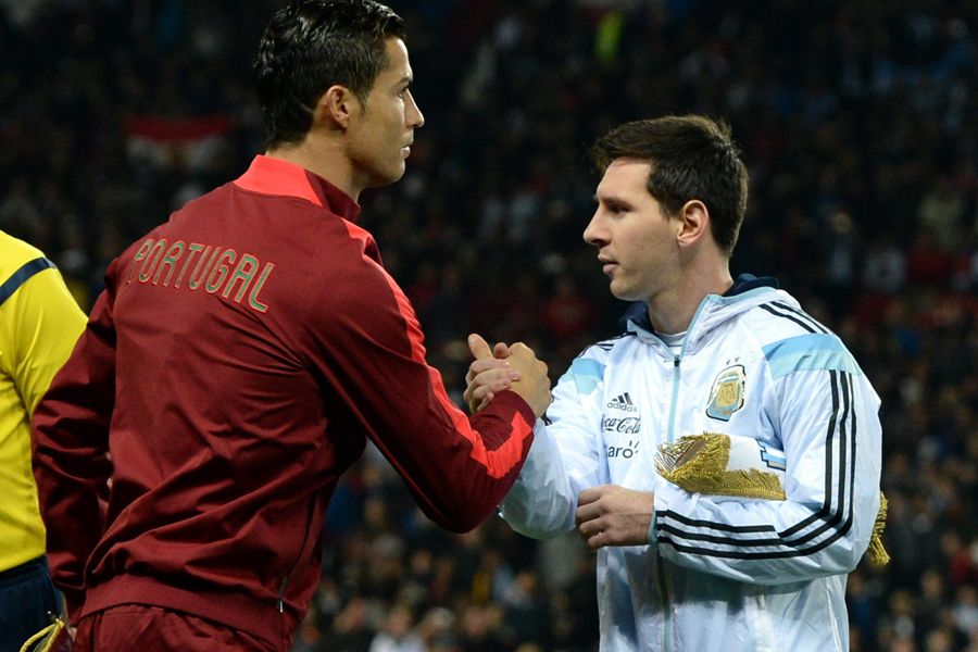 El eterno femenino de una imaginativa pintora