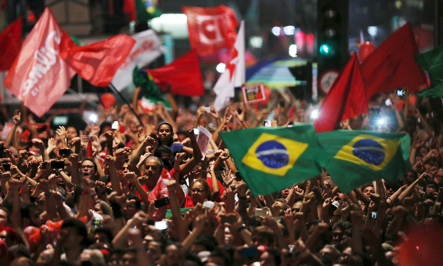 El eterno femenino de una imaginativa pintora