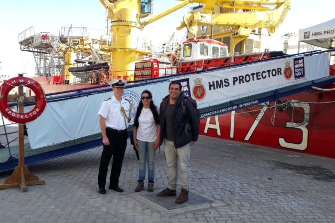 El eterno femenino de una imaginativa pintora