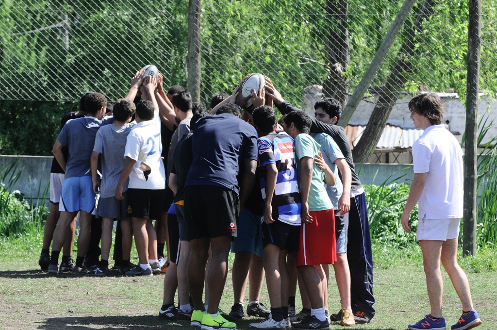 Jugadores de Fiji en el Liceo Jubilar. Foto: Darwin Borrelli