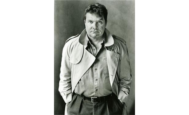 El eterno femenino de una imaginativa pintora