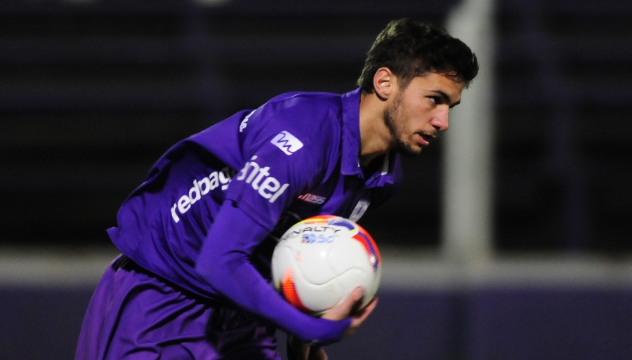 El eterno femenino de una imaginativa pintora