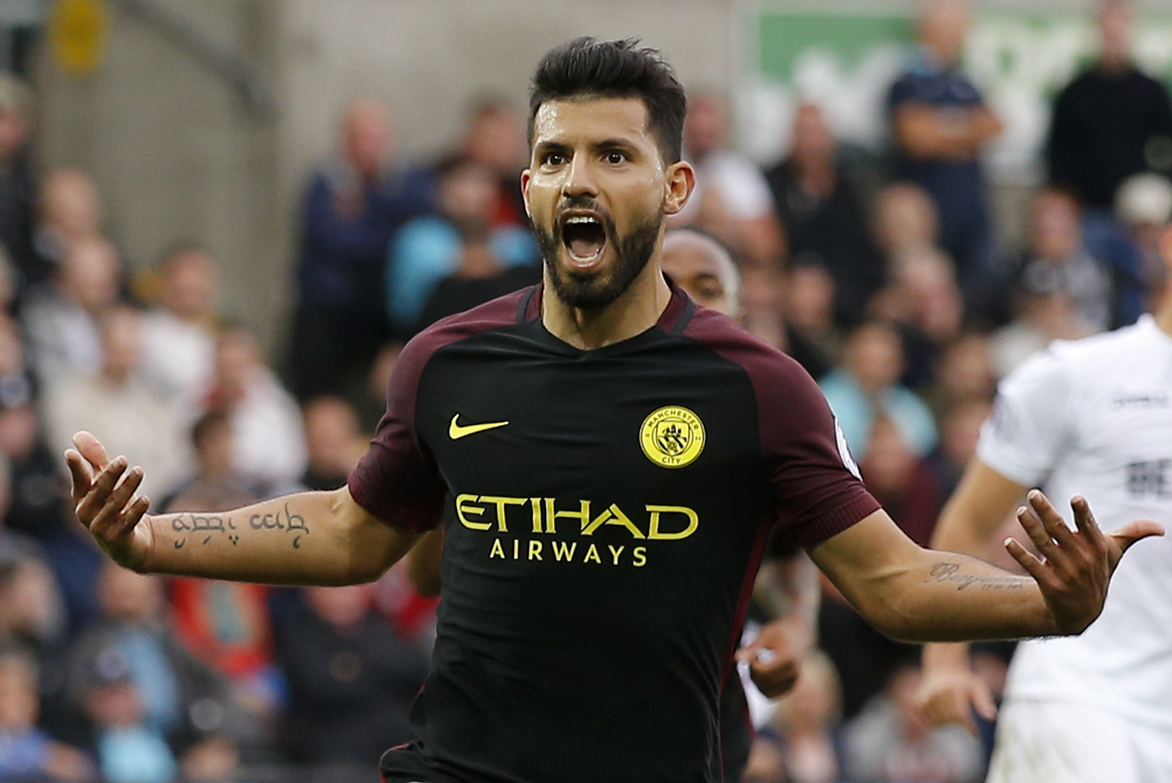 Sergio Agüero es uno de los goleadores de la Premier League. Foto: Reuters