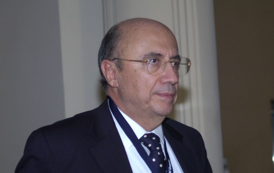 El eterno femenino de una imaginativa pintora