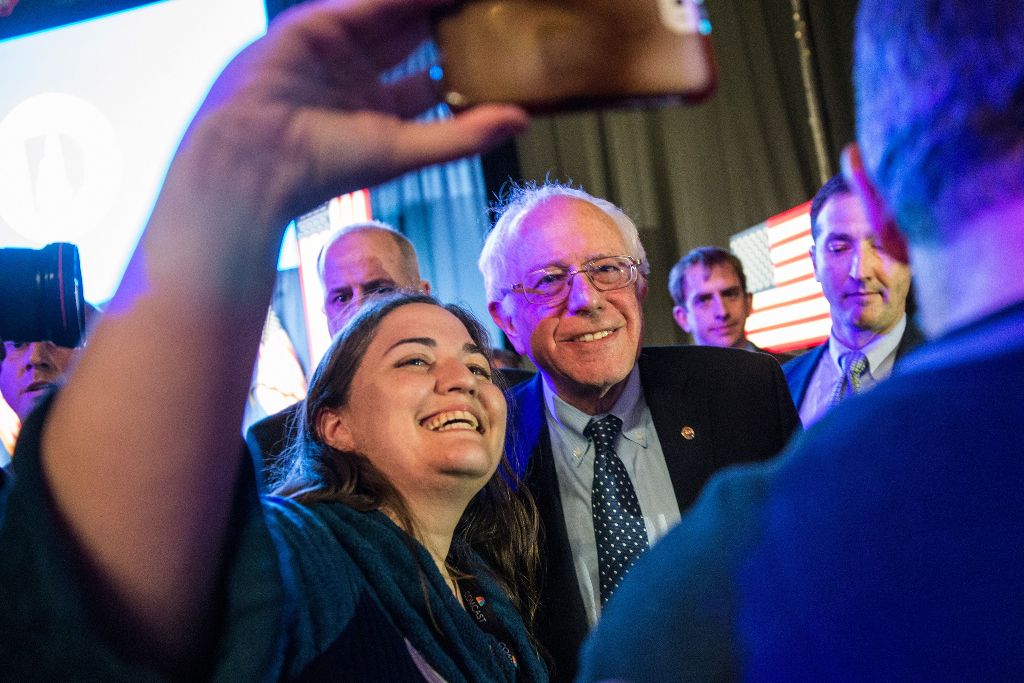 El eterno femenino de una imaginativa pintora