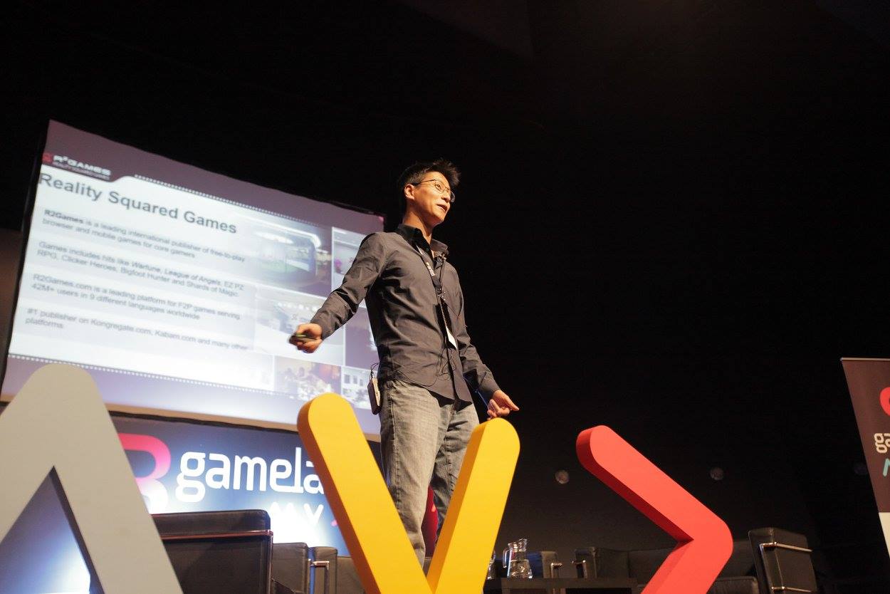 El eterno femenino de una imaginativa pintora