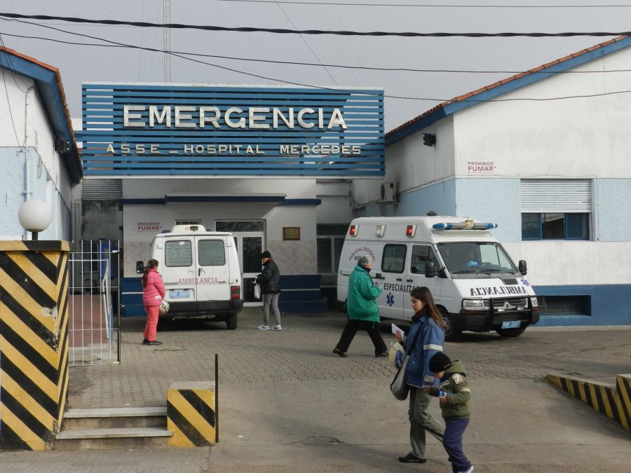 El eterno femenino de una imaginativa pintora