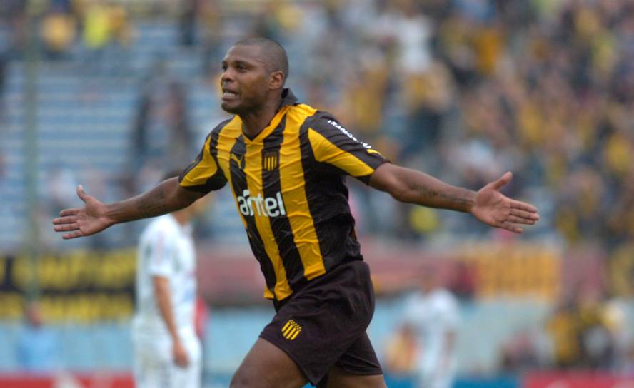 Marcelo Zalayeta dejaría el fútbol antes de lo previsto. Foto: Archivo El País.
