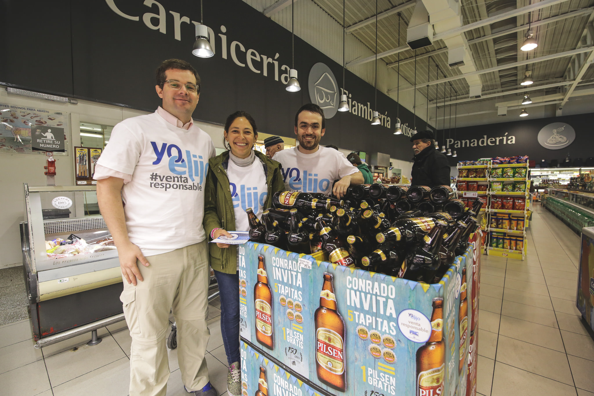 El eterno femenino de una imaginativa pintora