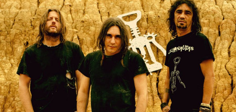 El eterno femenino de una imaginativa pintora