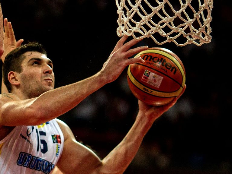 El eterno femenino de una imaginativa pintora