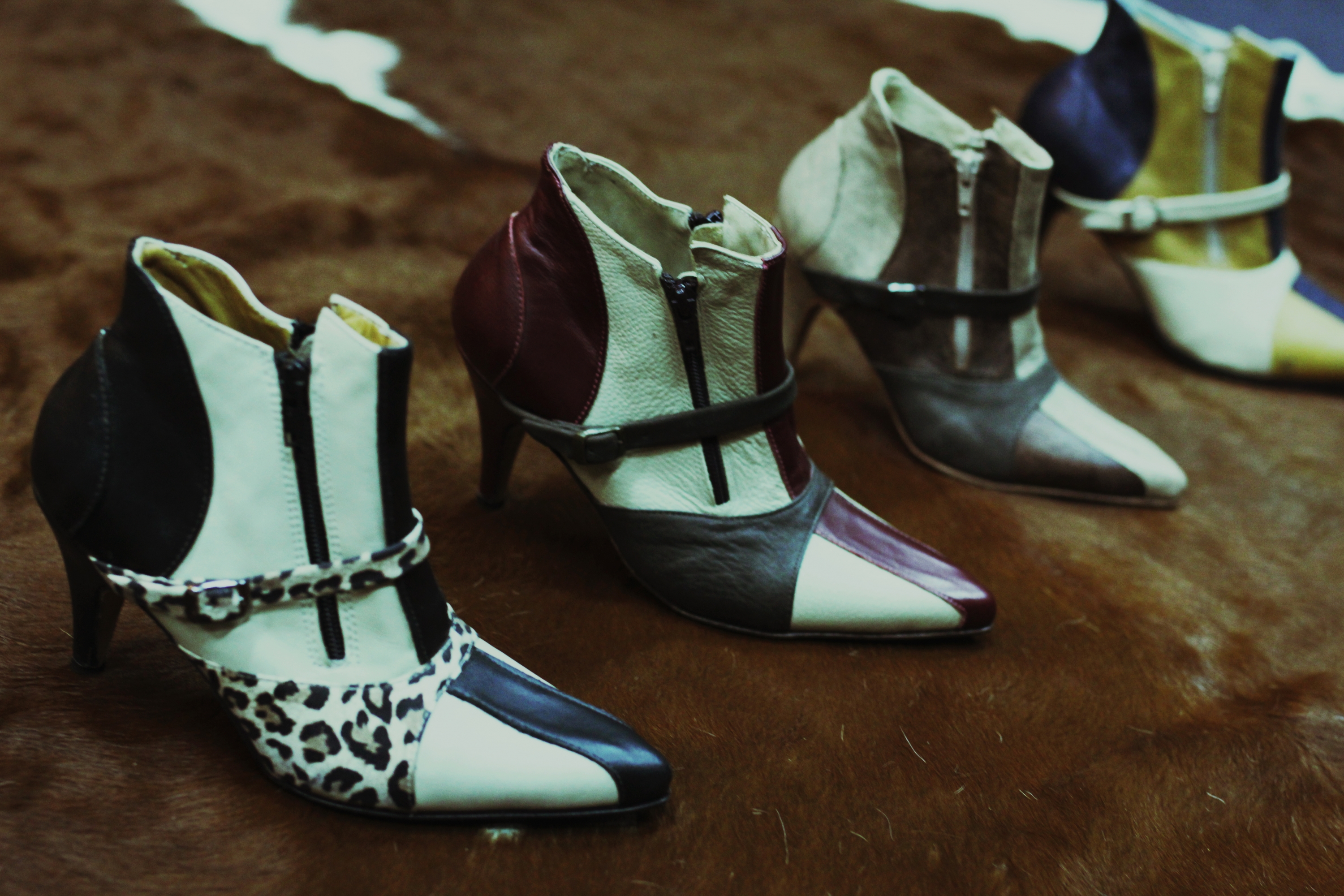 El eterno femenino de una imaginativa pintora