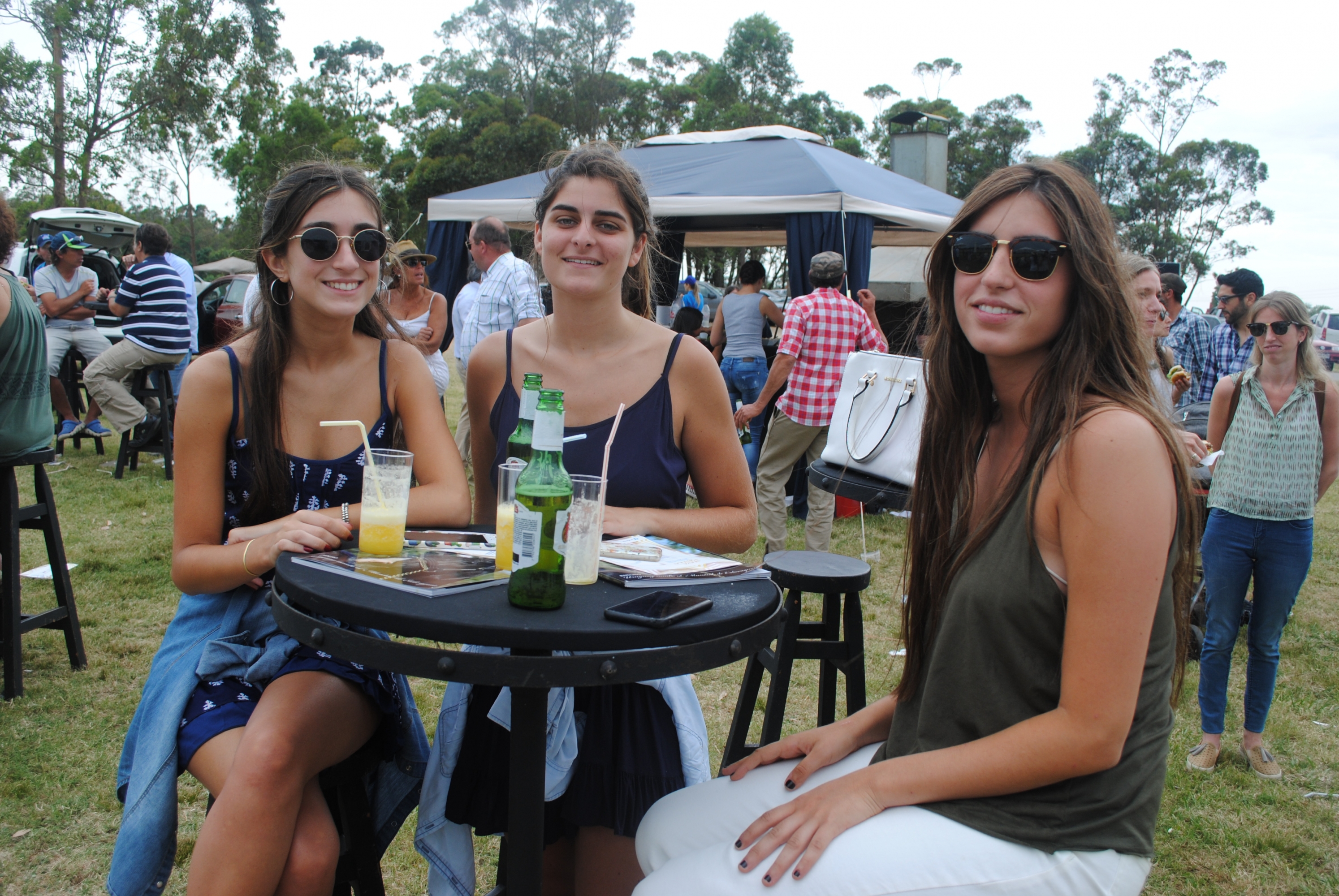Belén Molinolo, Florencia Mitnik, Alexia Pfeiff.