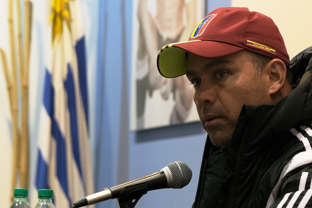 El eterno femenino de una imaginativa pintora