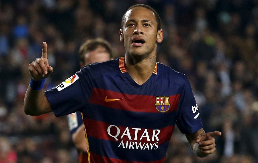 El eterno femenino de una imaginativa pintora