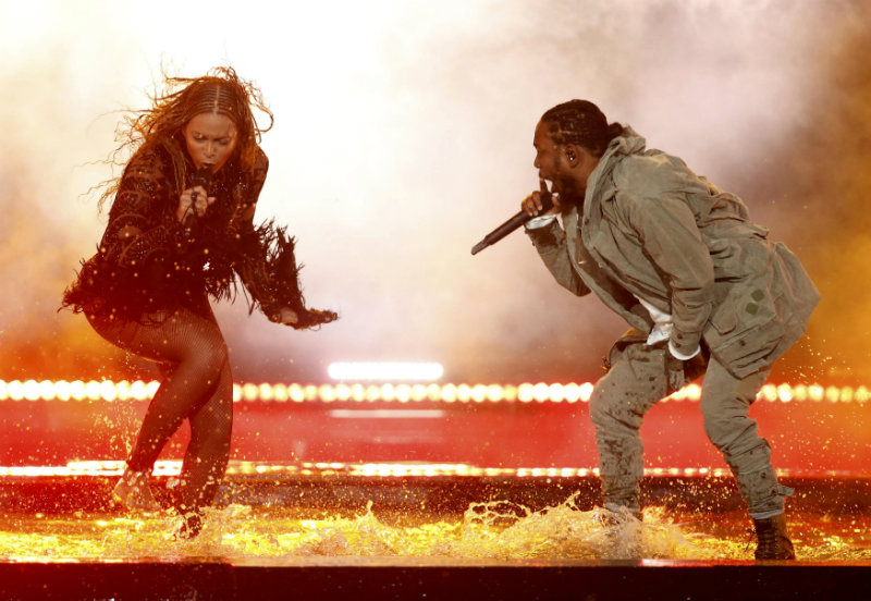 Beyoncé con Kendrick Lamar. Foto: Reuters