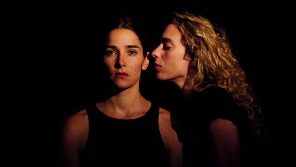 Juana Viale y Victoria Césperes