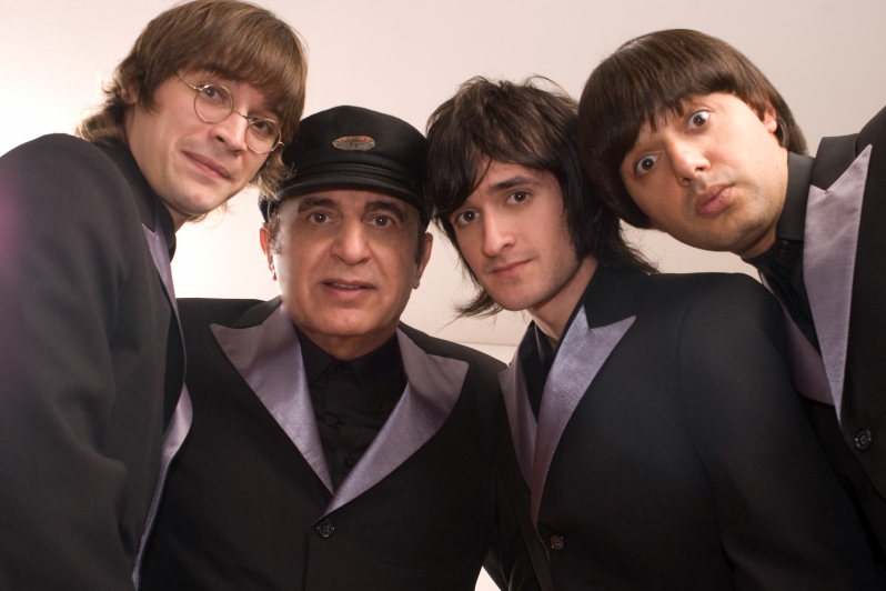 El eterno femenino de una imaginativa pintora