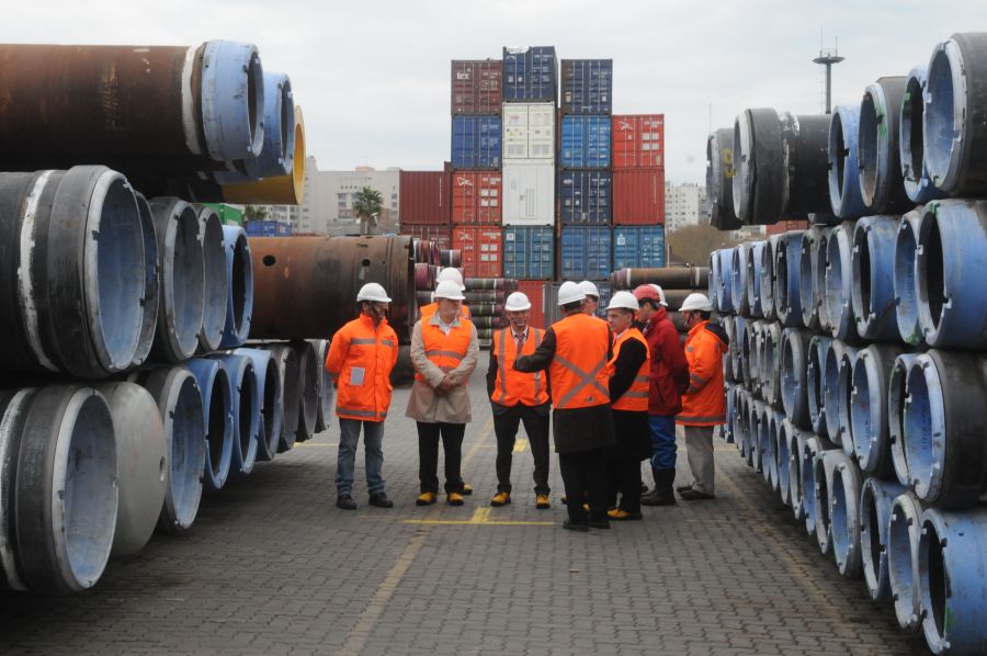 El eterno femenino de una imaginativa pintora
