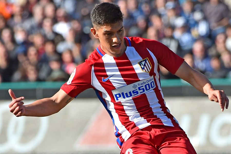 El eterno femenino de una imaginativa pintora