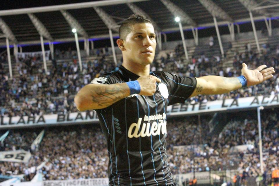 El eterno femenino de una imaginativa pintora