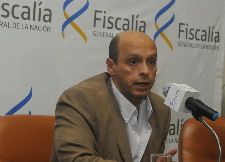 El eterno femenino de una imaginativa pintora