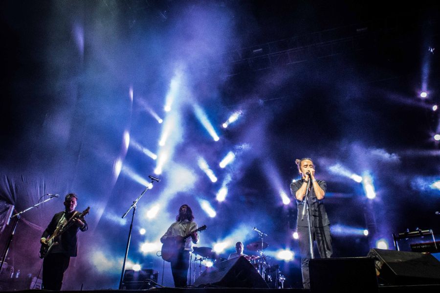 El eterno femenino de una imaginativa pintora