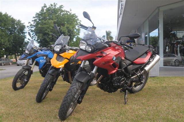 El eterno femenino de una imaginativa pintora