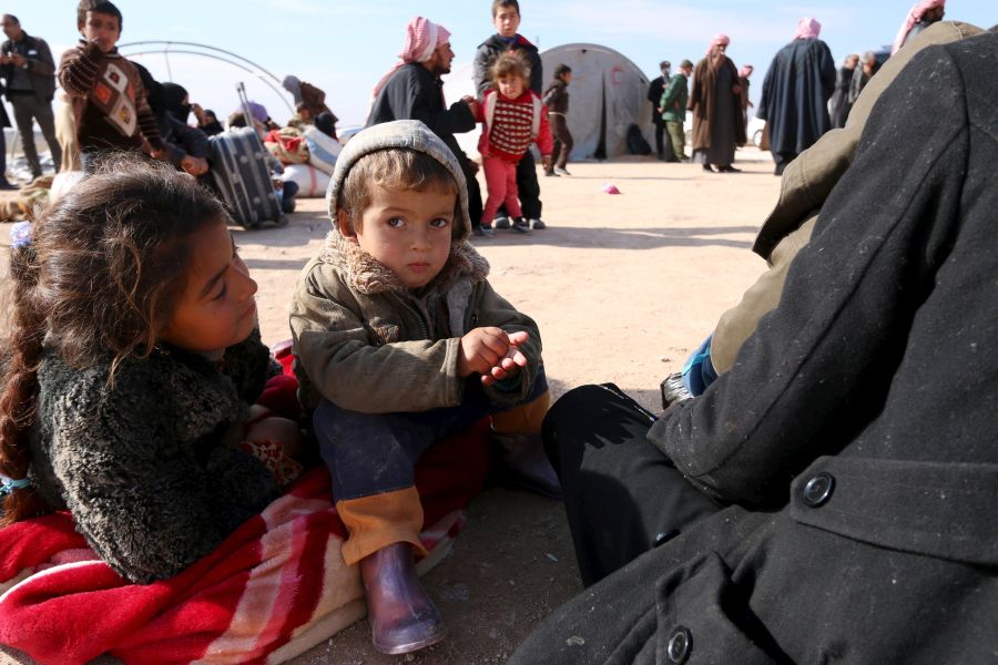 El eterno femenino de una imaginativa pintora