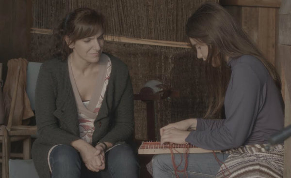 El eterno femenino de una imaginativa pintora