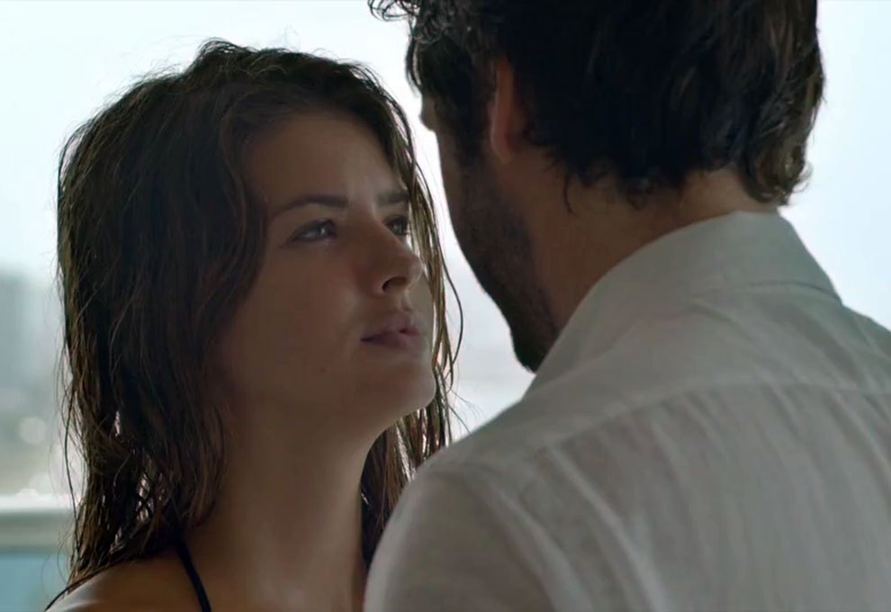 El eterno femenino de una imaginativa pintora