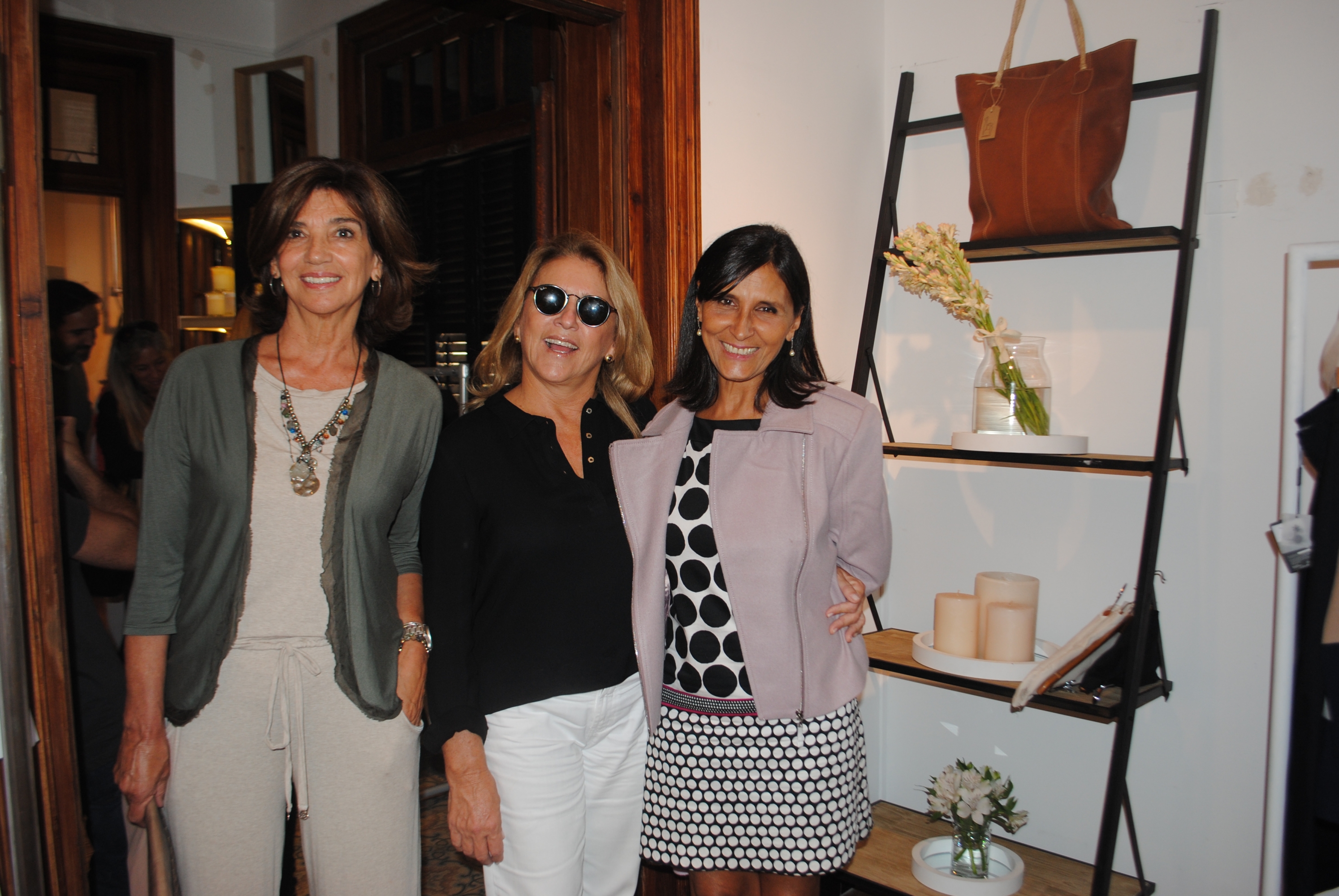 Mónica Baudson, Victoria Díaz, Mónica Reyes.