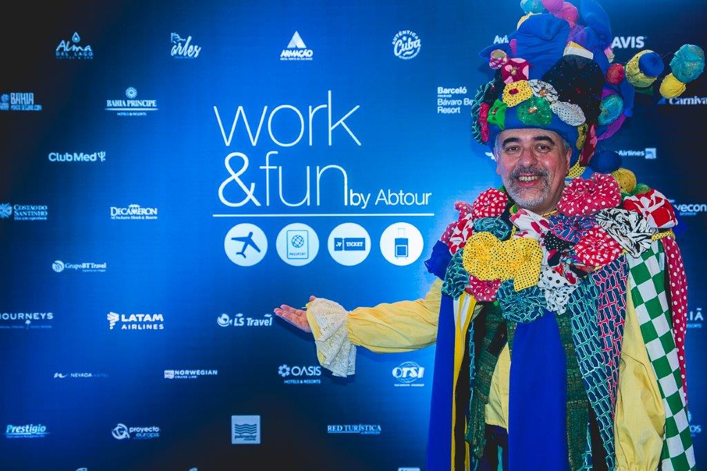 El eterno femenino de una imaginativa pintora