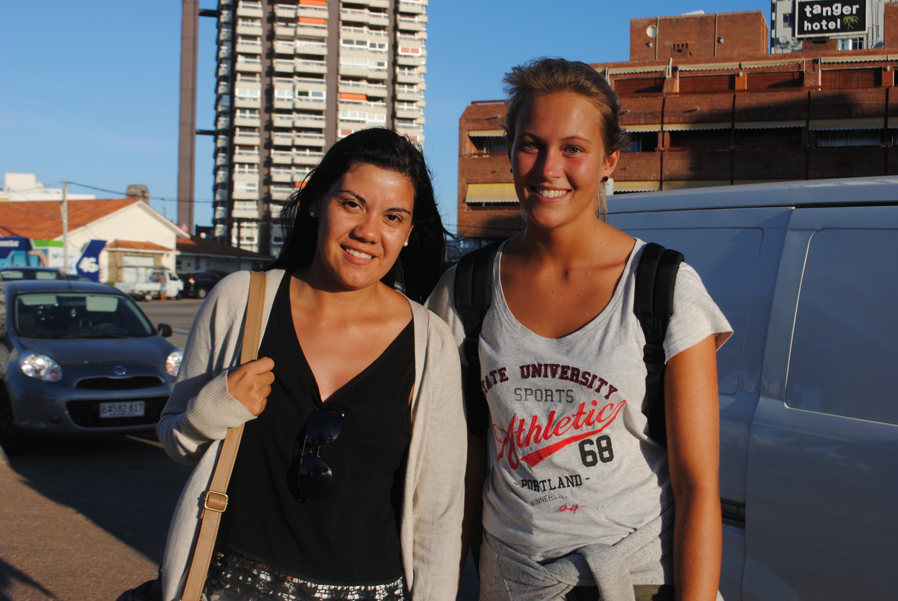 Cristina González Elisa Volkert.