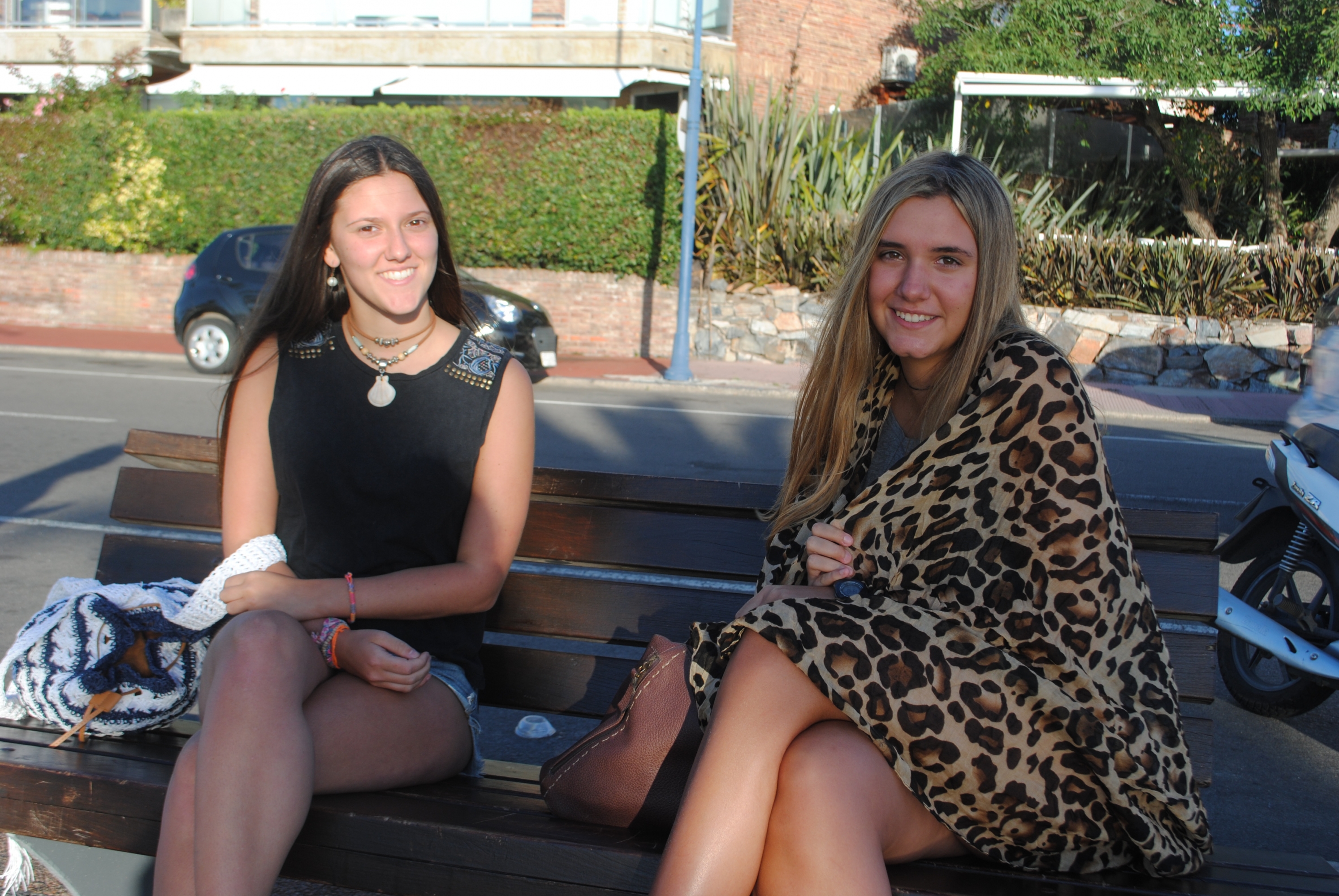 Marcela Picarelli, María Branaa.