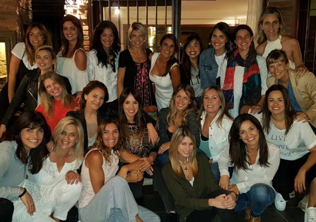 La clásica foto de la cumbre de divas. Foto: @anainesmartinez