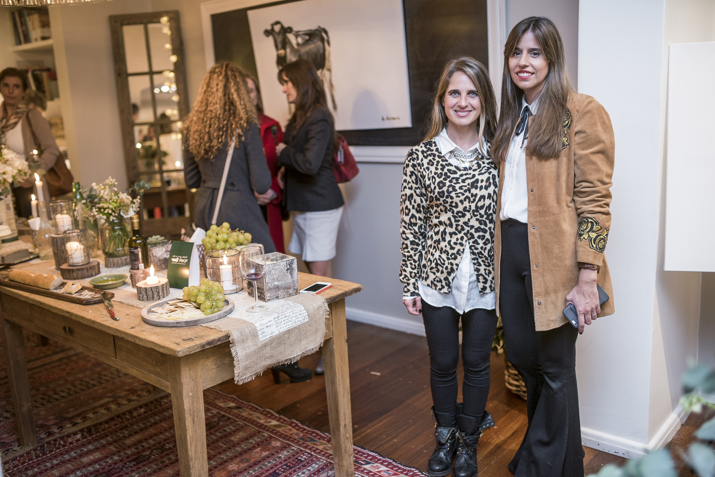 Juli Magri, Josefina Ovalle