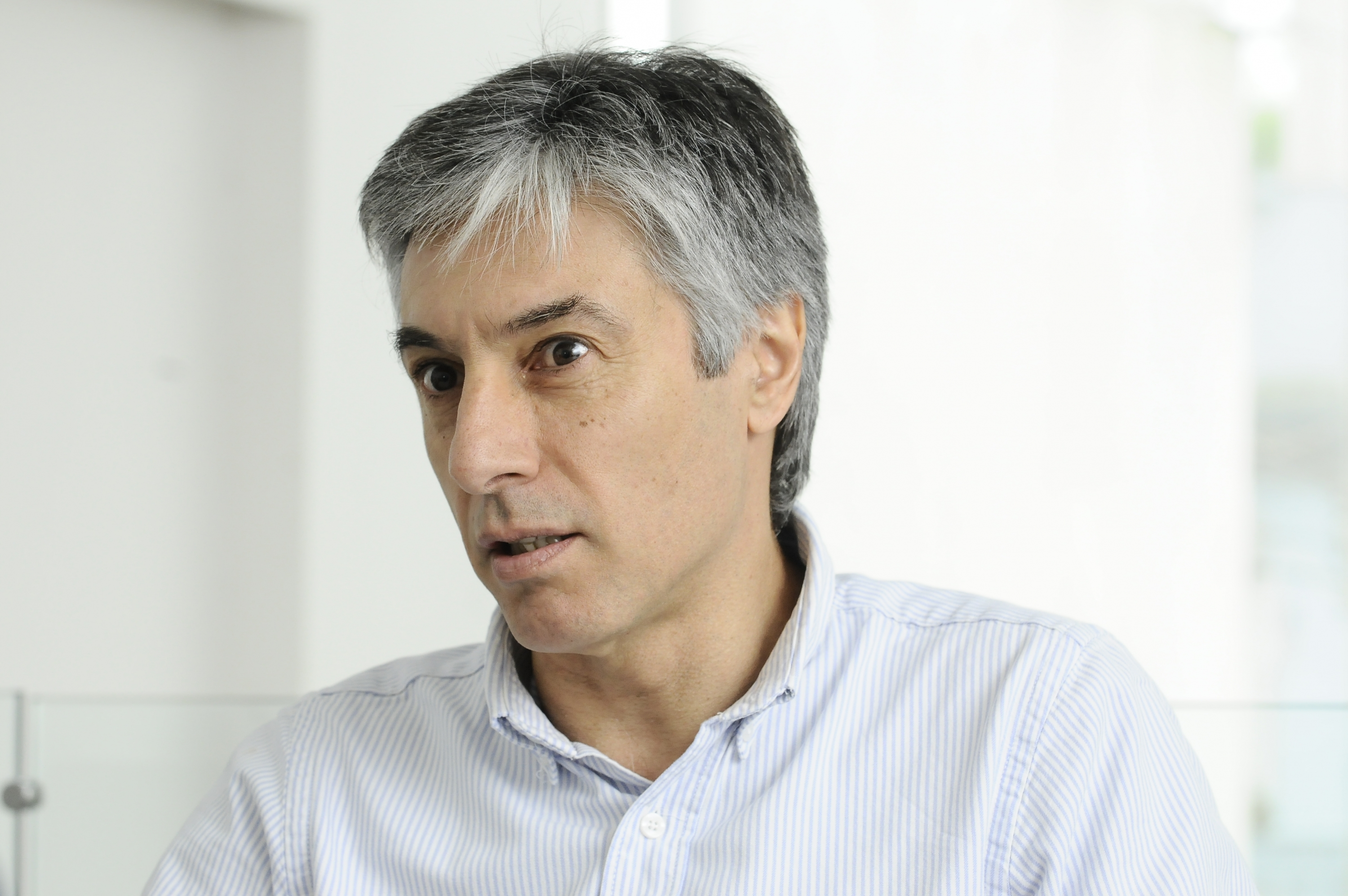 El eterno femenino de una imaginativa pintora