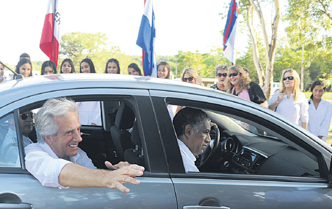 El eterno femenino de una imaginativa pintora