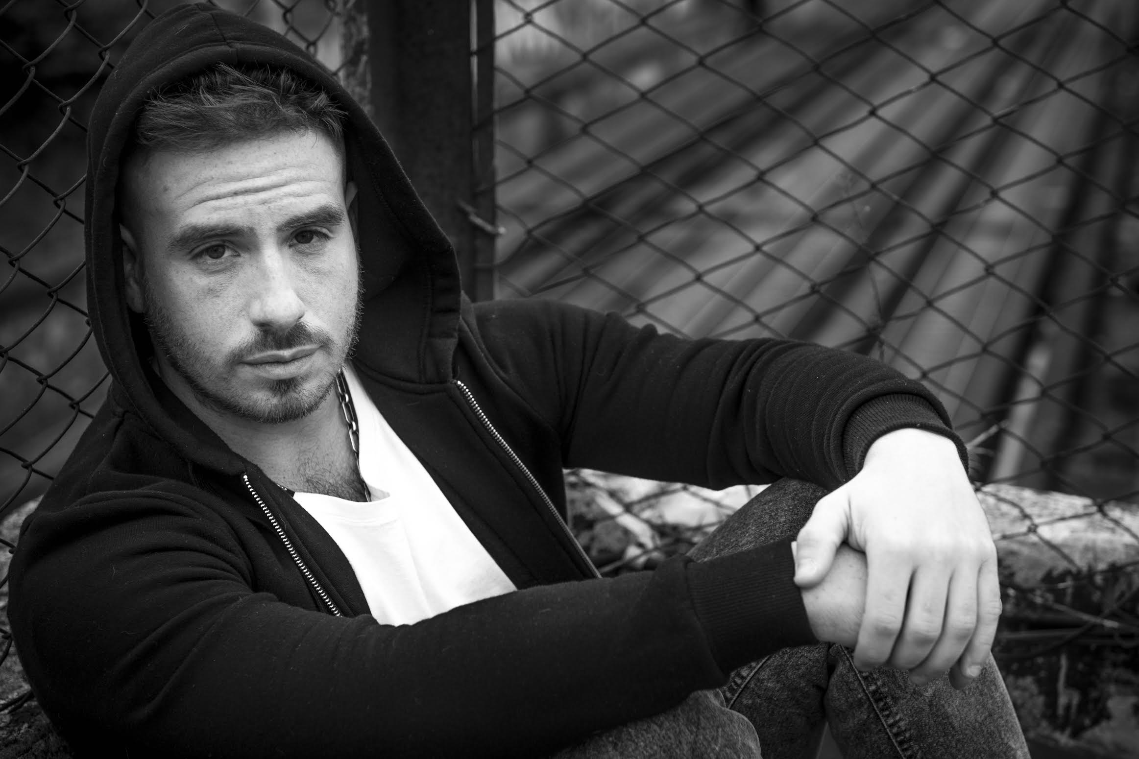 El eterno femenino de una imaginativa pintora