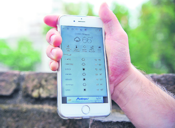 El eterno femenino de una imaginativa pintora