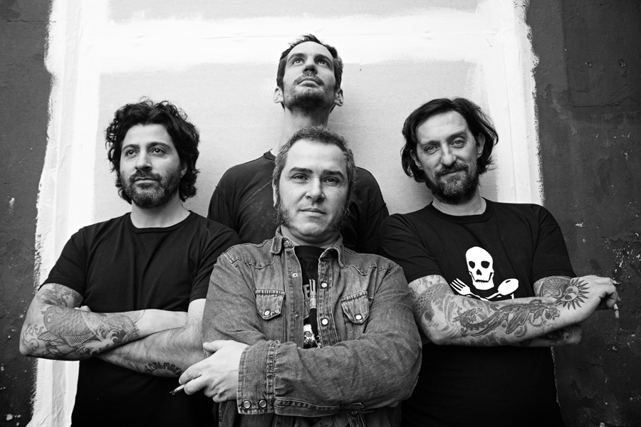 El eterno femenino de una imaginativa pintora